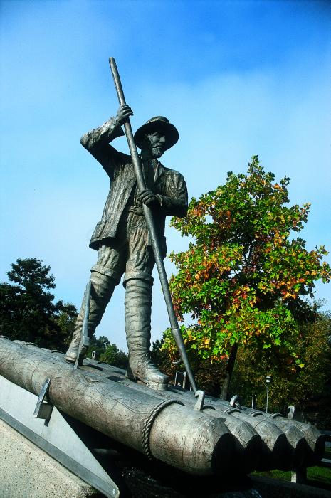 Flößerfigur in Gaggenau Hörden im Murgtal